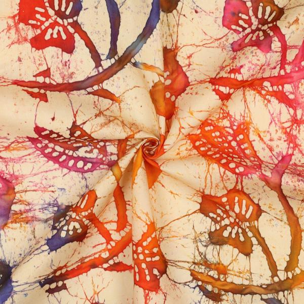 Viskose Batik einzigartig gefertigt  Blüten in Orange/Lila/Rottönen